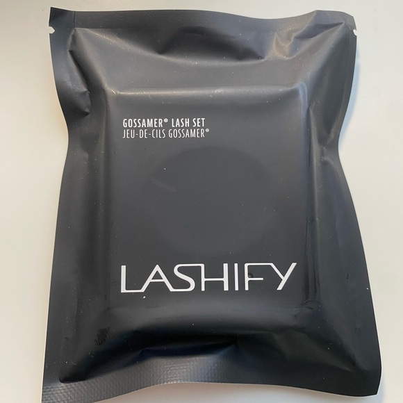 LASHIFY Tulip Thick Black Gossamer 12mm - Picture 2 of 2